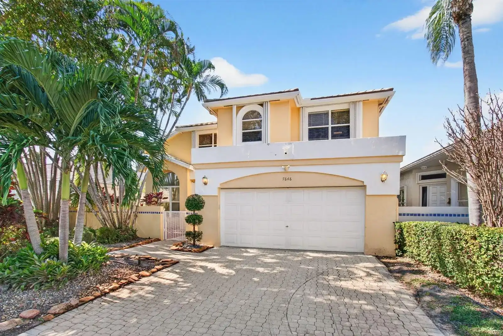 7848 Travelers Tree Drive, Boca Raton FL 33433