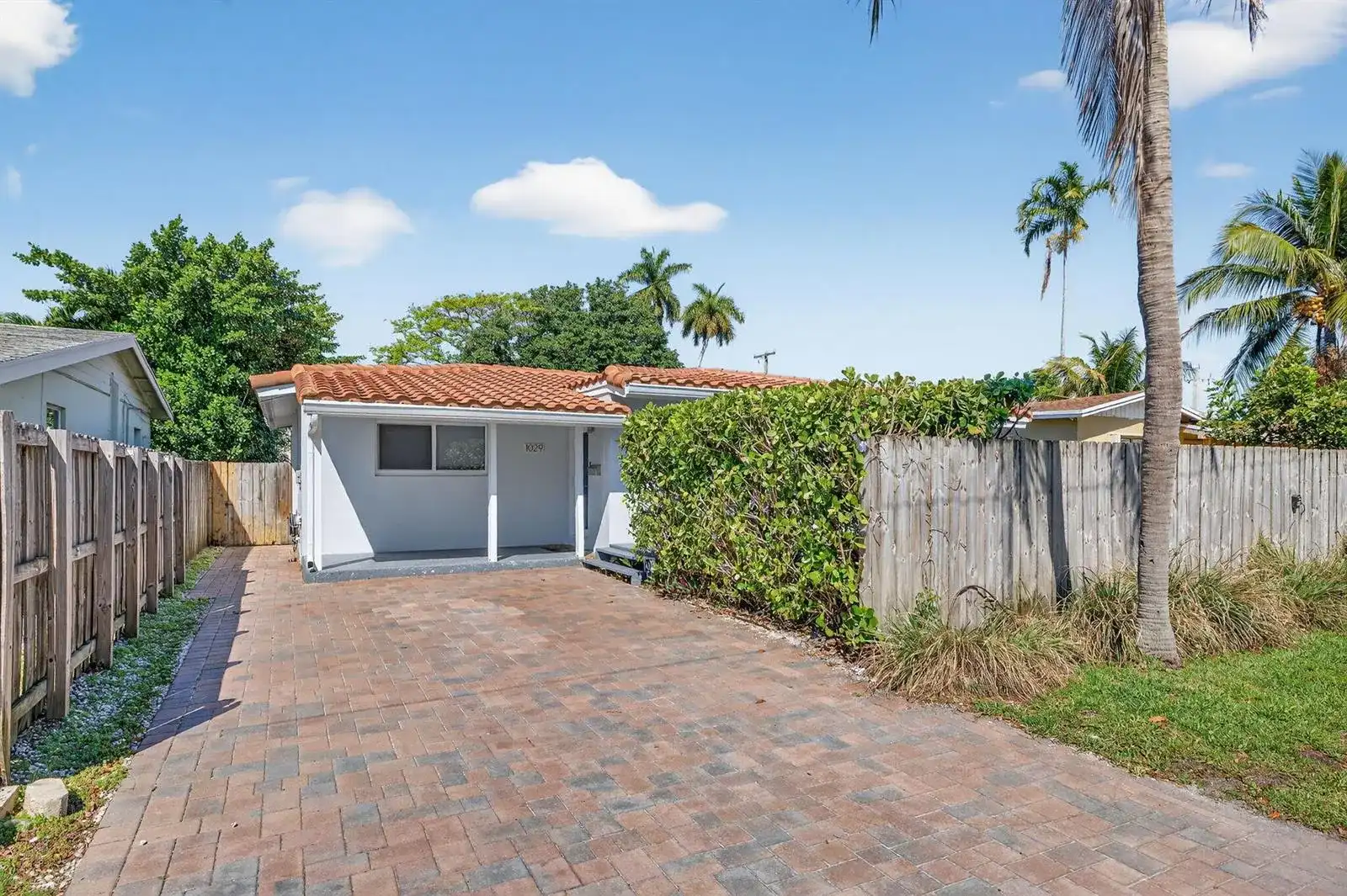 1029 NE 9th Avenue, Fort Lauderdale FL 33304