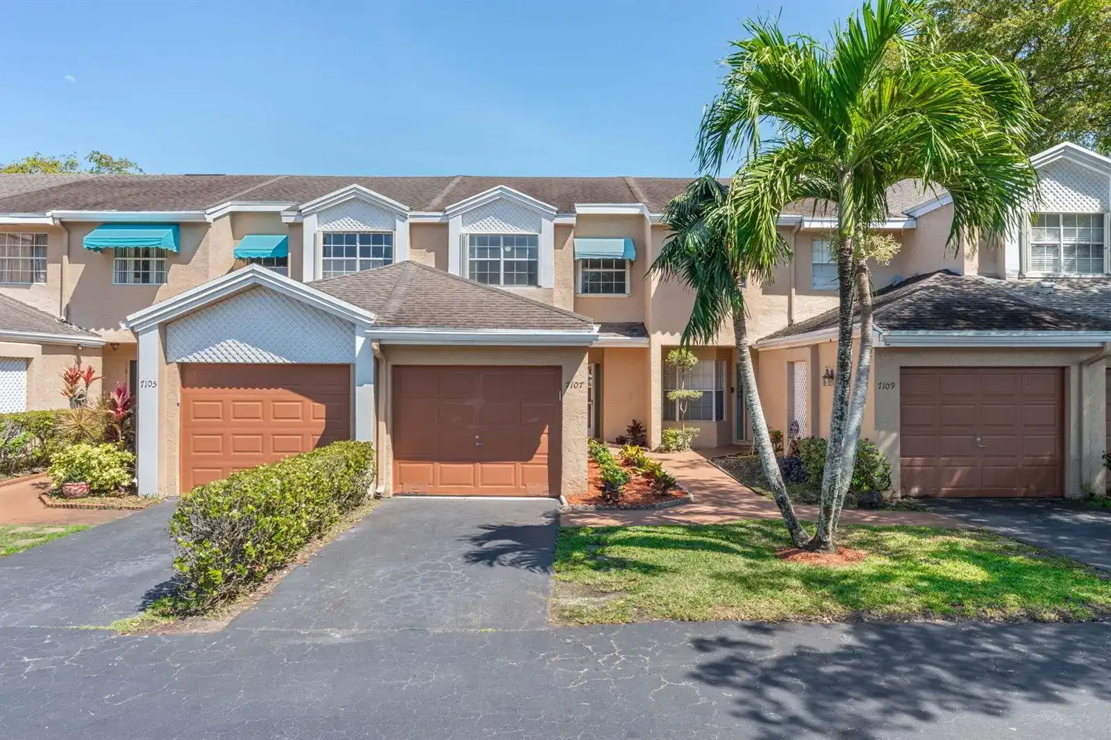 7107 Woodmont Way, Tamarac FL 33321