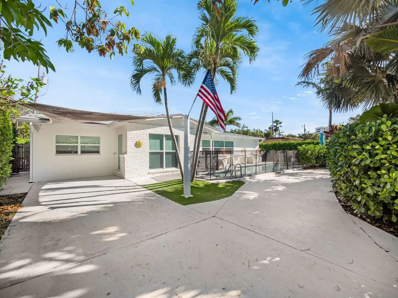 471 Mars Way, Juno Beach FL 33408