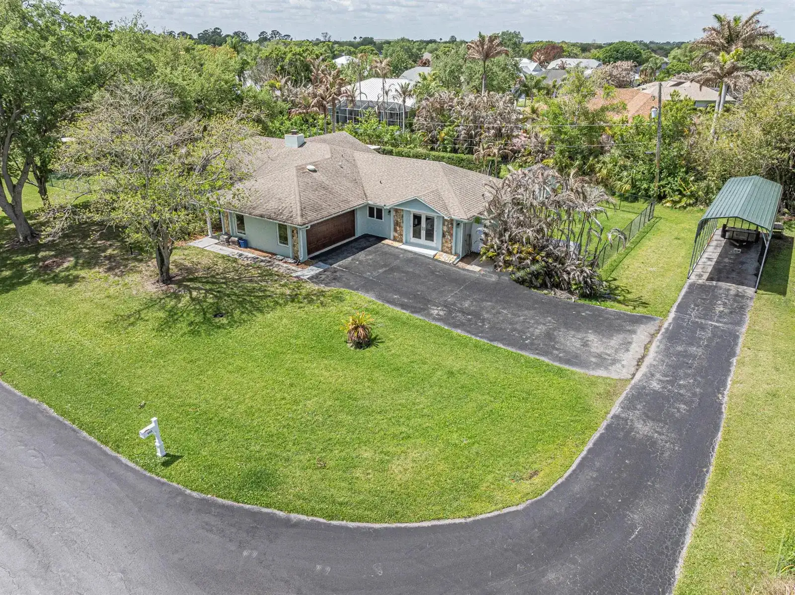 595 45th Court, Vero Beach FL 32968