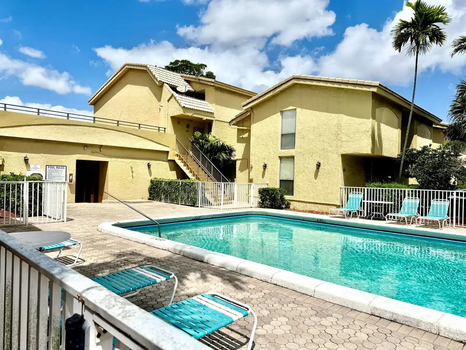 8401 W Sample Road # 21, Coral Springs FL 33065