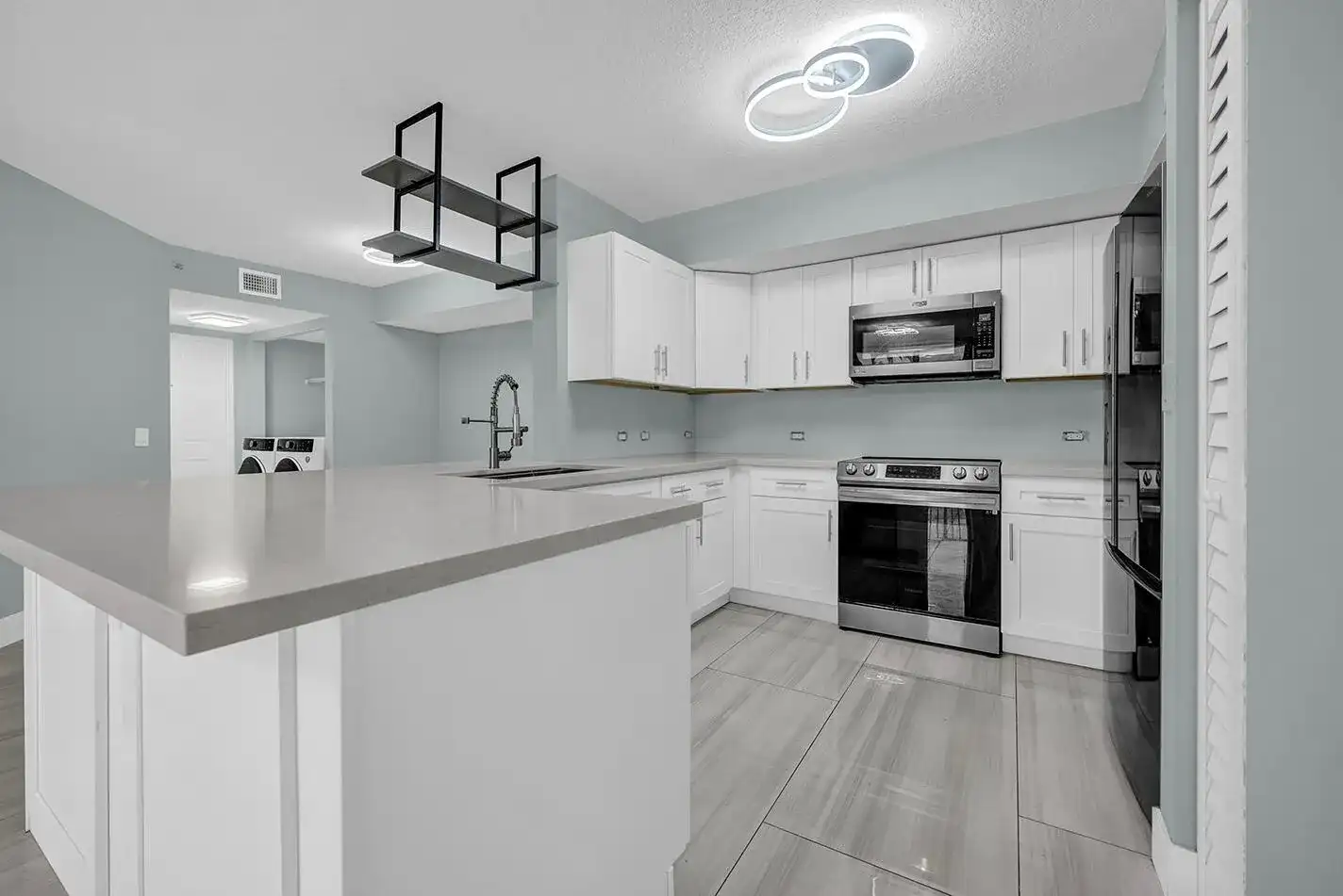 1010 Villa Circle, Boynton Beach FL 33435
