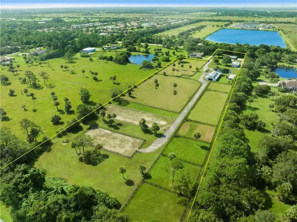 8530 8th Street, Vero Beach FL 32968