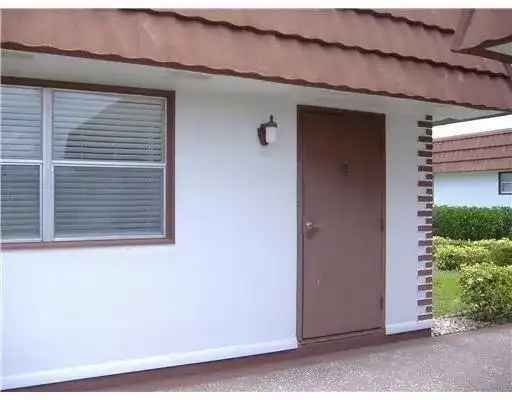 115 Waterford E, Delray Beach FL 33446