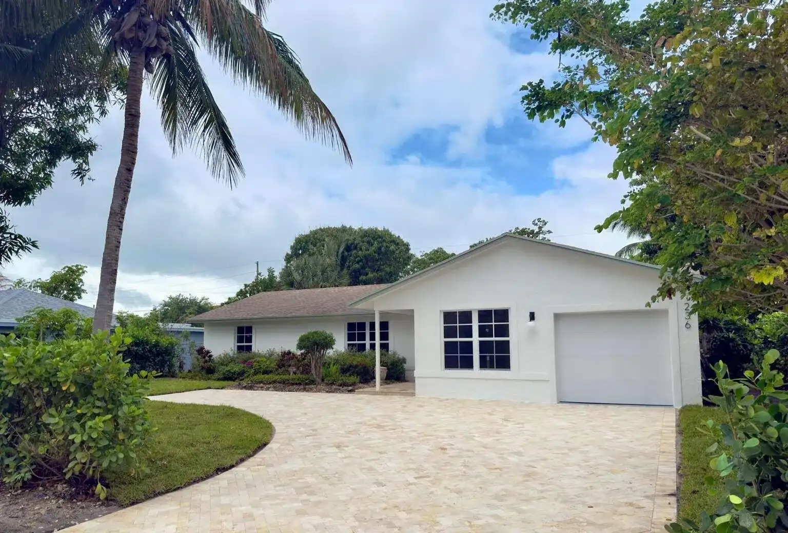 236 SE 3rd Avenue, Delray Beach FL 33483