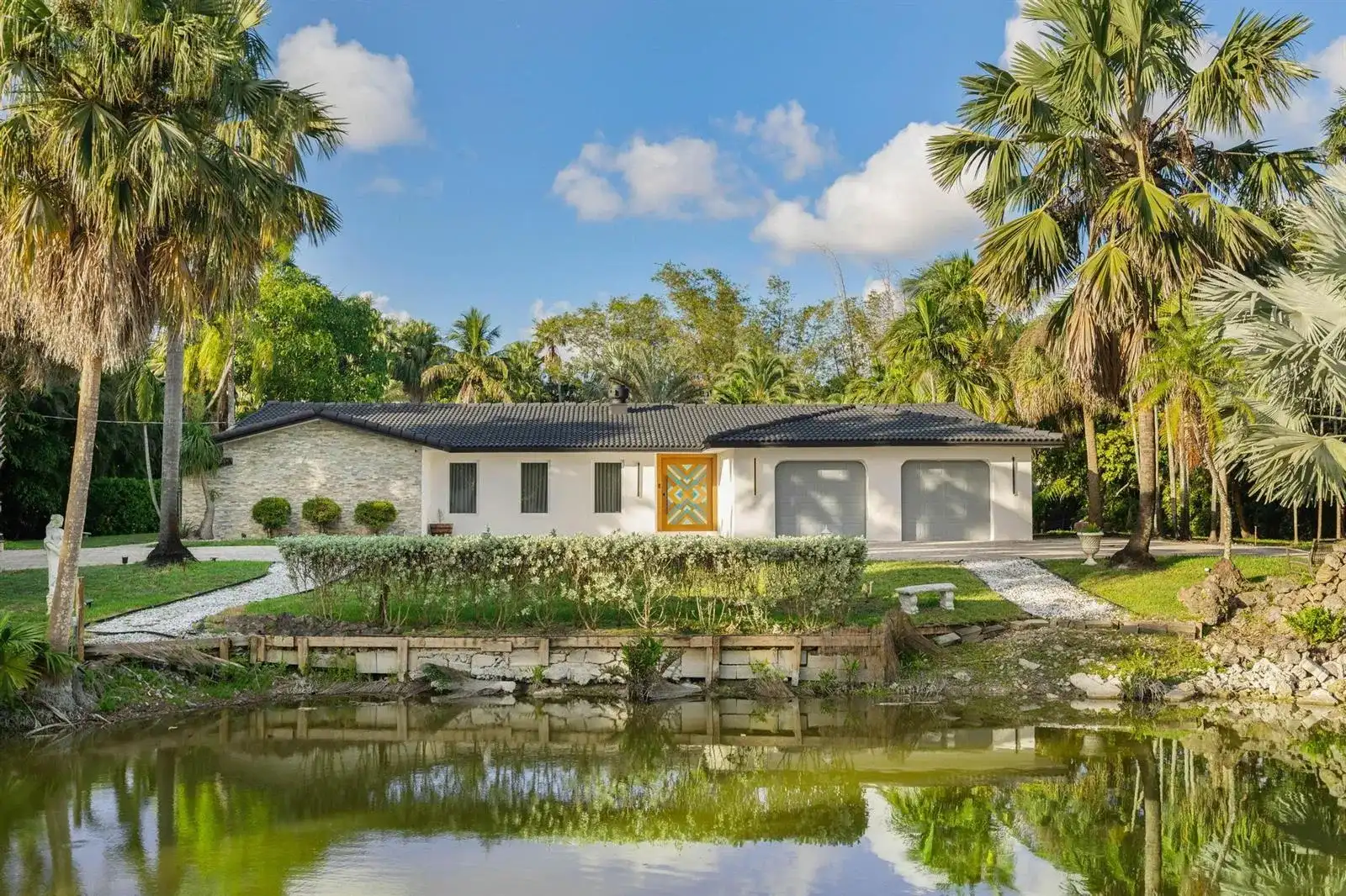 11621 NW 21st Court, Plantation FL 33323
