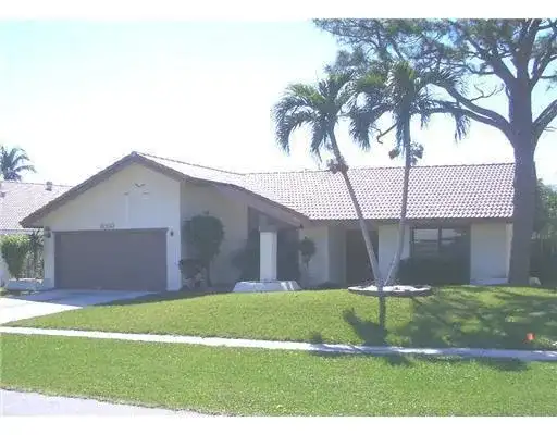 6050 Amberwoods Drive, Boca Raton FL 33433