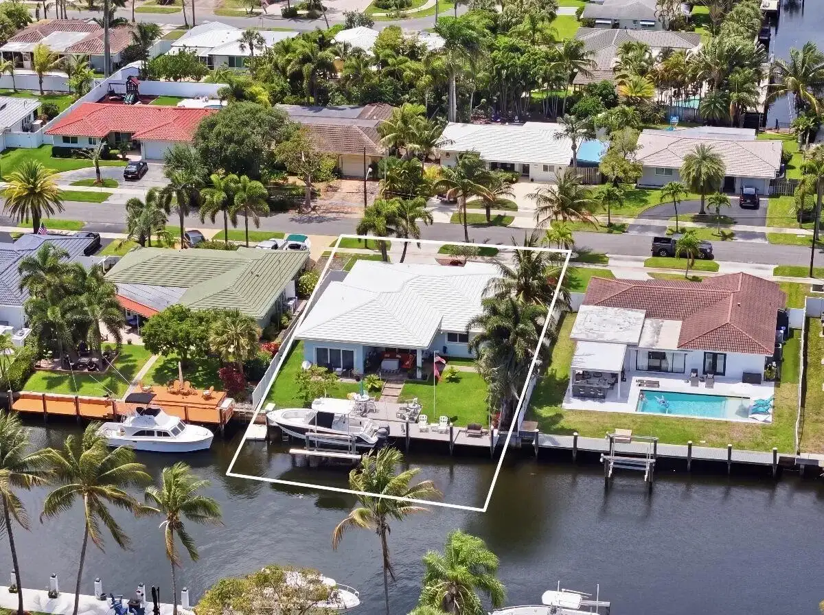 380 SE 5th Avenue, Pompano Beach FL 33060