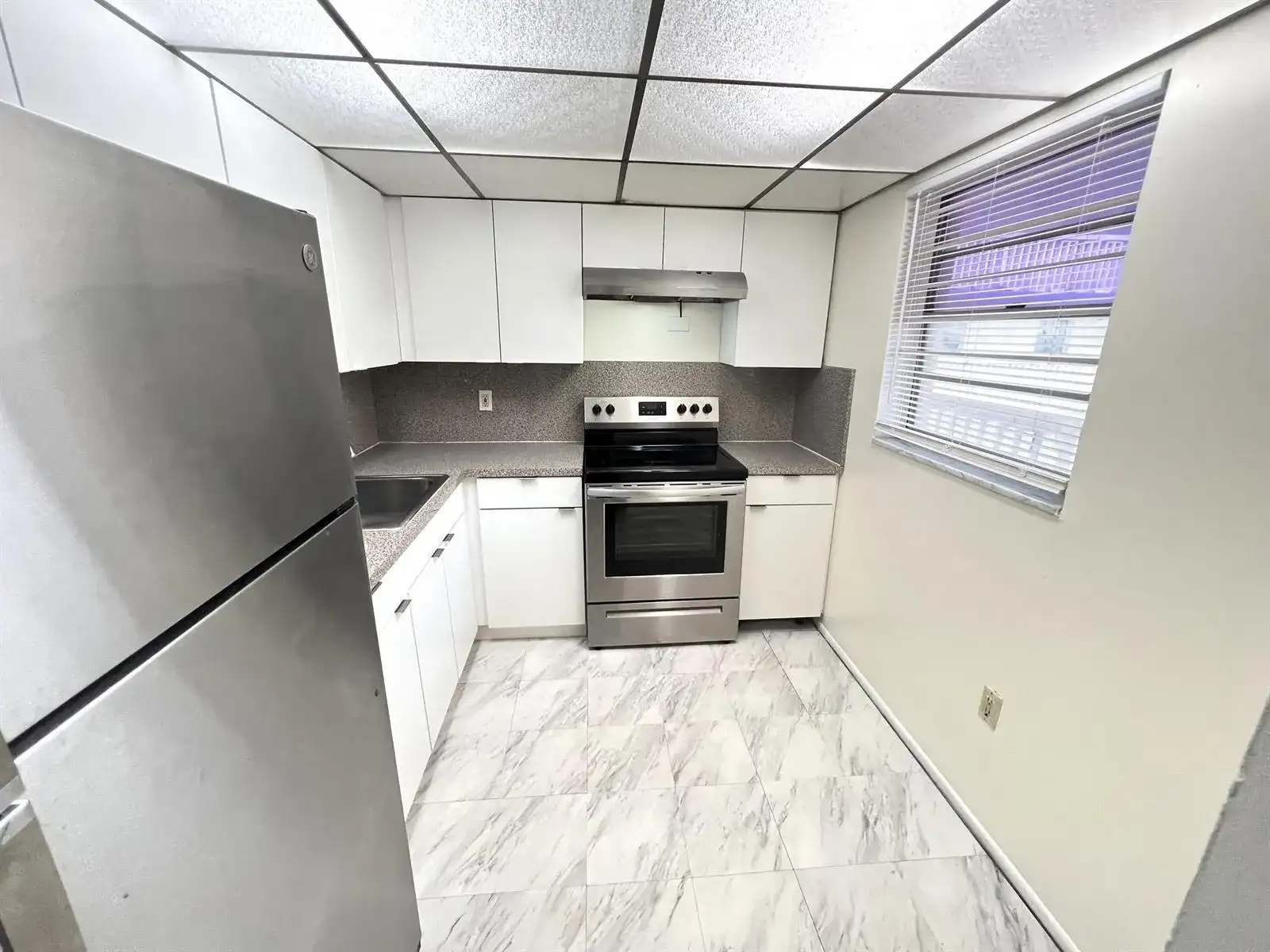 15600 NW 7th Avenue # 516, Miami FL 33169