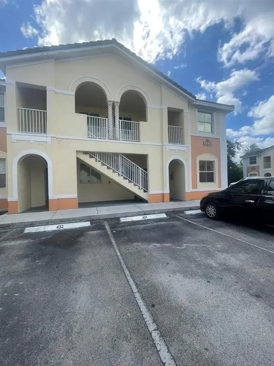 2903 SE 17th Avenue # 211, Homestead FL 33035