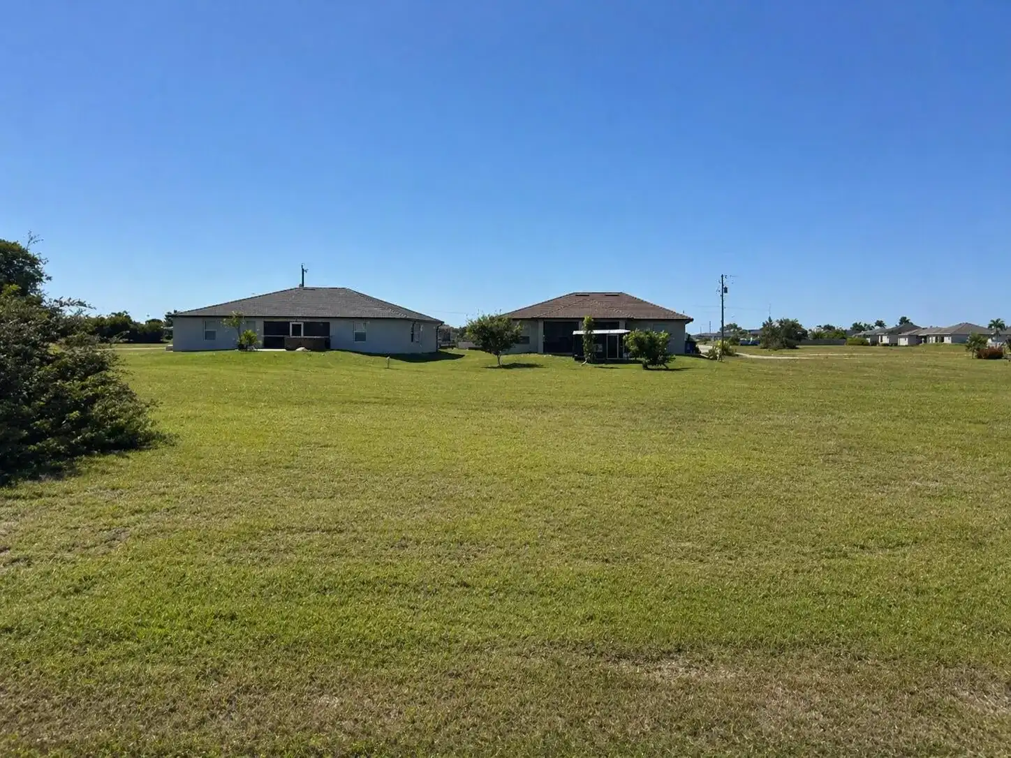 3242 NW 41st Avenue, Cape Coral FL 33993