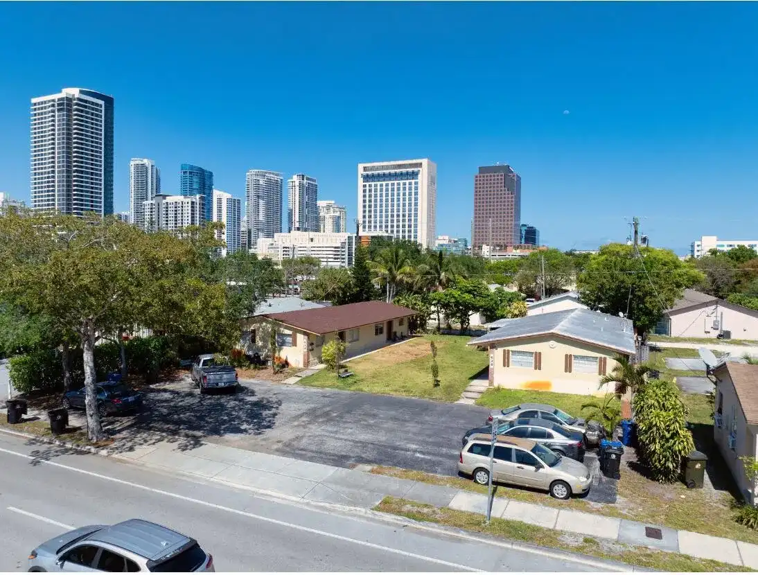 638 SW 4th Avenue, Fort Lauderdale FL 33315