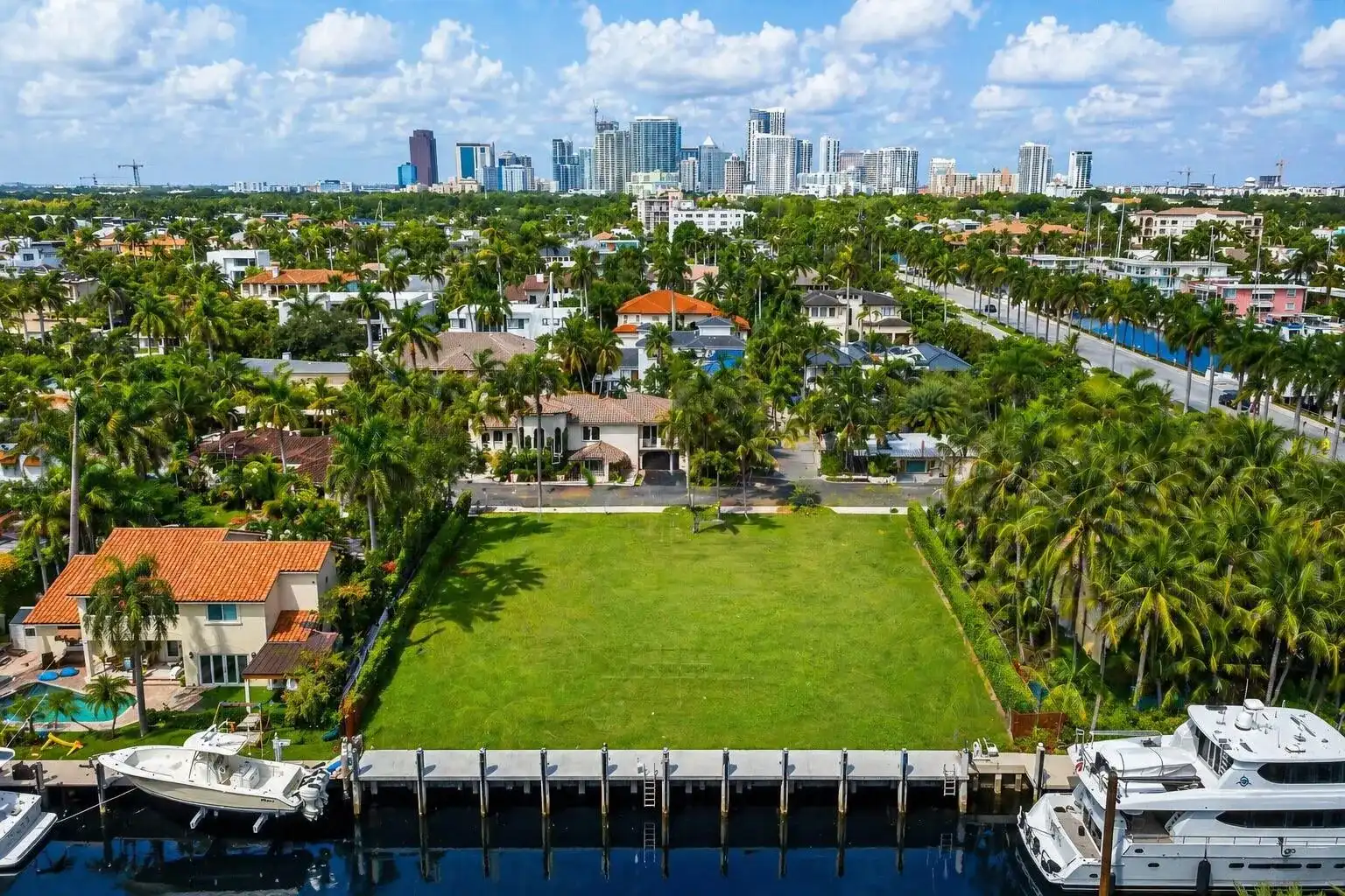 310 Coral Way, Fort Lauderdale FL 33301