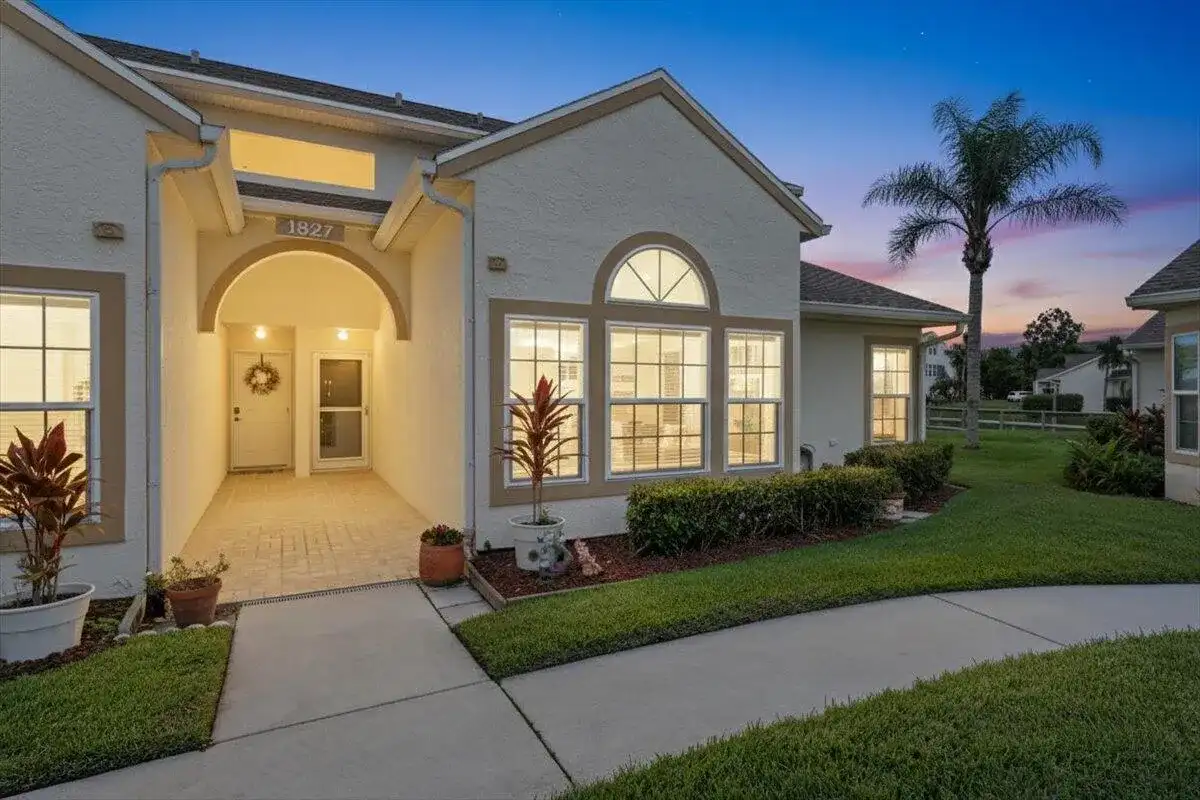 1827 Aynsley Way # 4, Vero Beach FL 32966