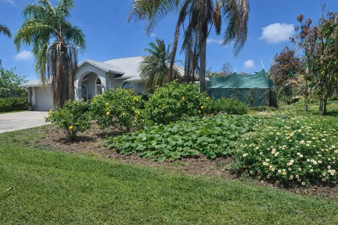 101 SW Meade Circle, Port St. Lucie FL 34953