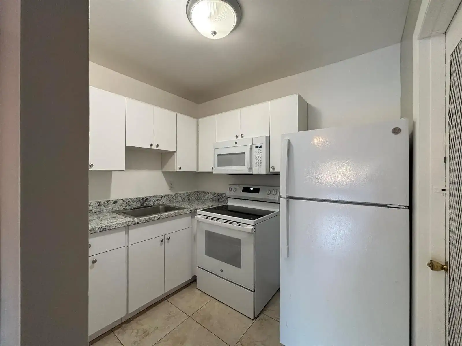 491 NW 42nd Avenue # 4, Plantation FL 33317