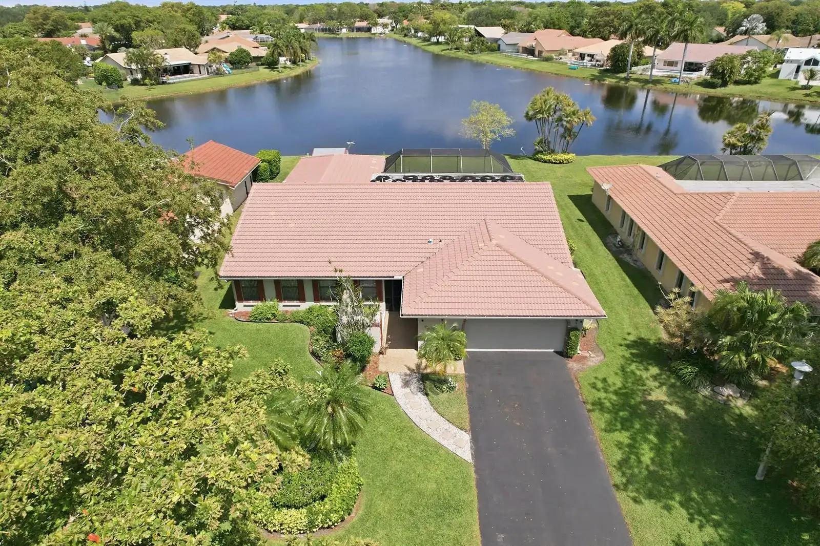 1042 NW 110th Lane, Coral Springs FL 33071