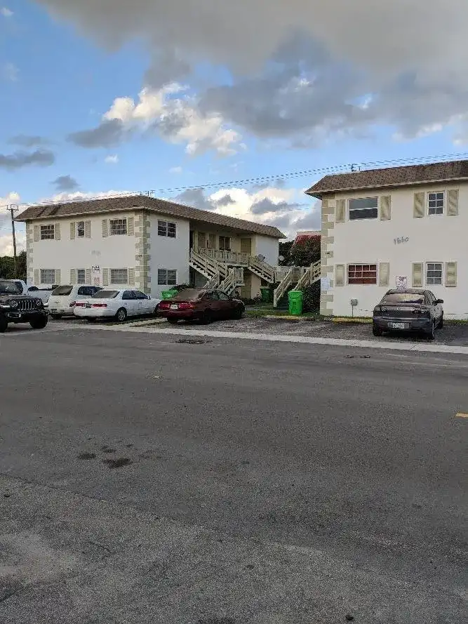 1670 NW 58th Terrace, Sunrise FL 33313