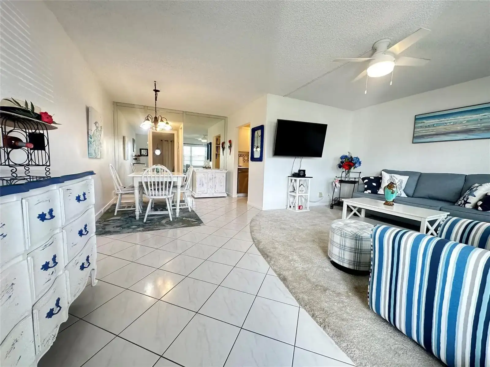 131 Oakridge J # 131, Deerfield Beach FL 33442