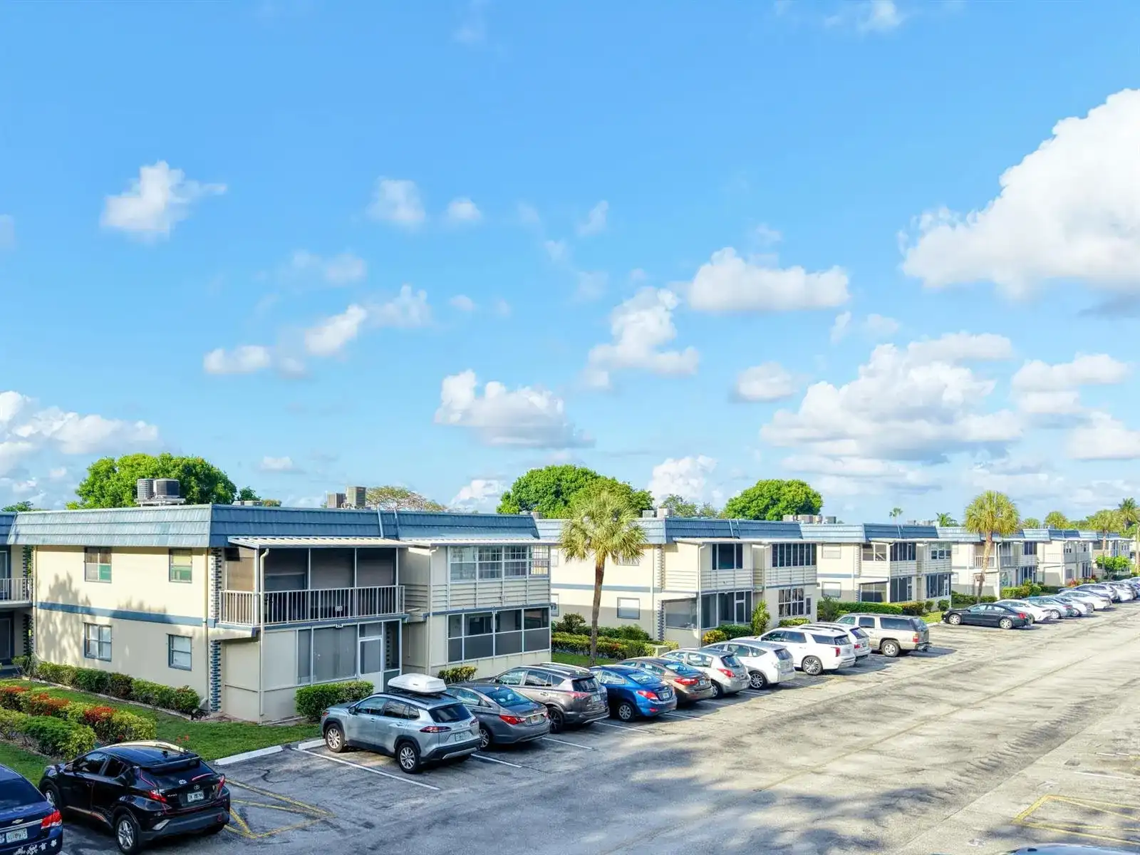 202 Brittany E, Delray Beach FL 33446