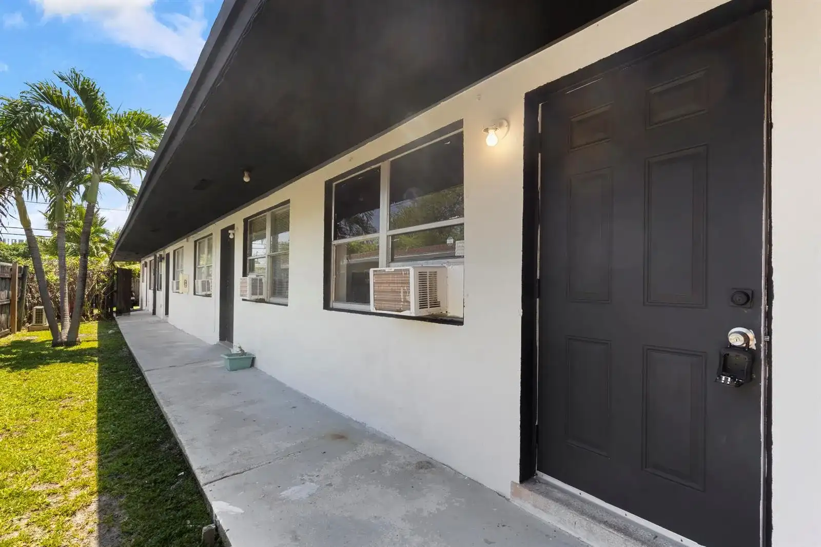 730 NW 4th Avenue, Fort Lauderdale FL 33311
