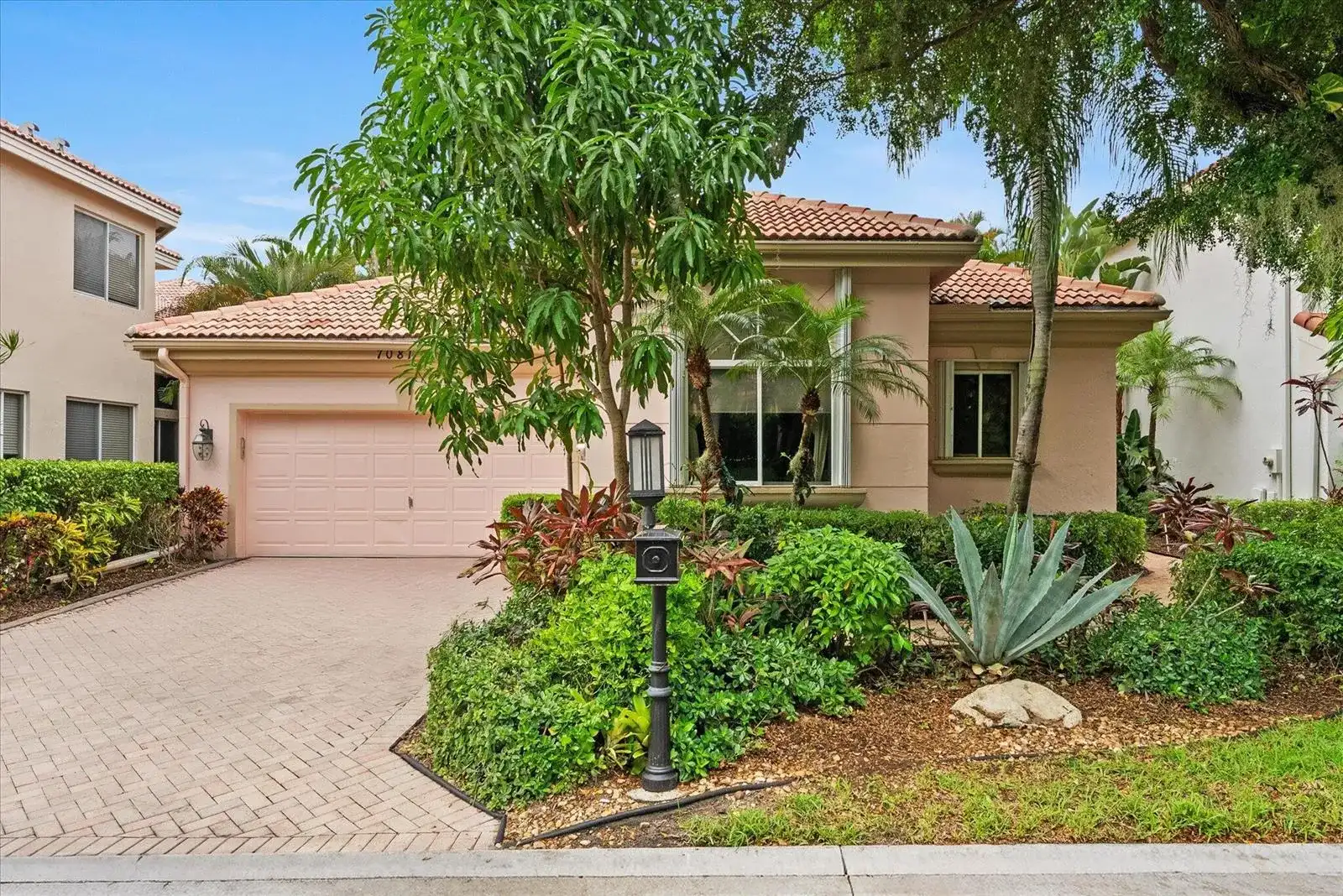 7081 Mallorca Crescent, Boca Raton FL 33433