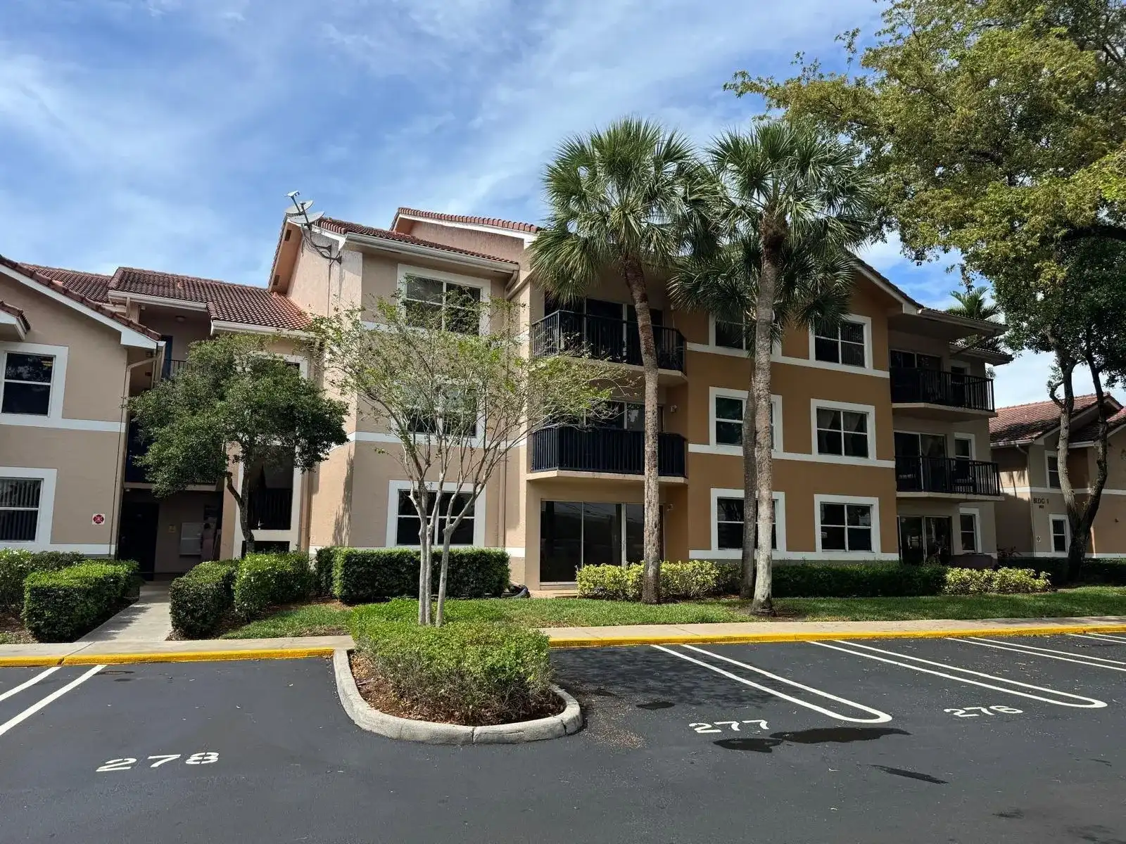 8955 Wiles Road # 206, Coral Springs FL 33067