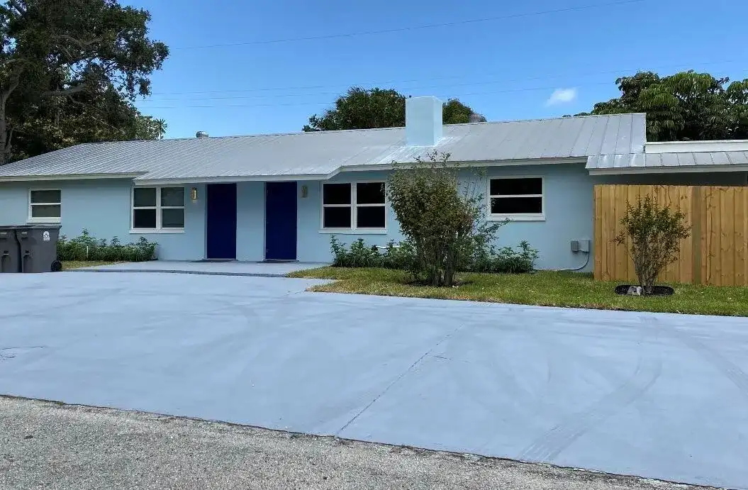 1867 Windsor Drive, North Palm Beach FL 33408