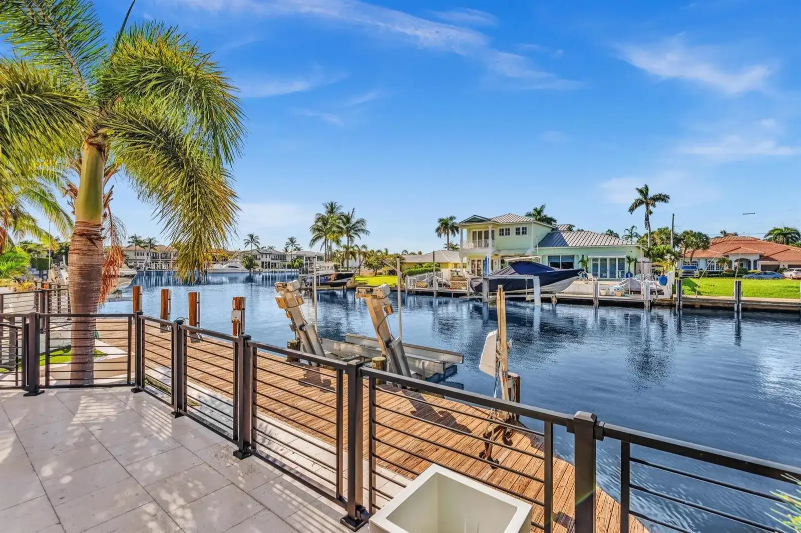 2888 NE 33rd Street, Lighthouse Point FL 33064