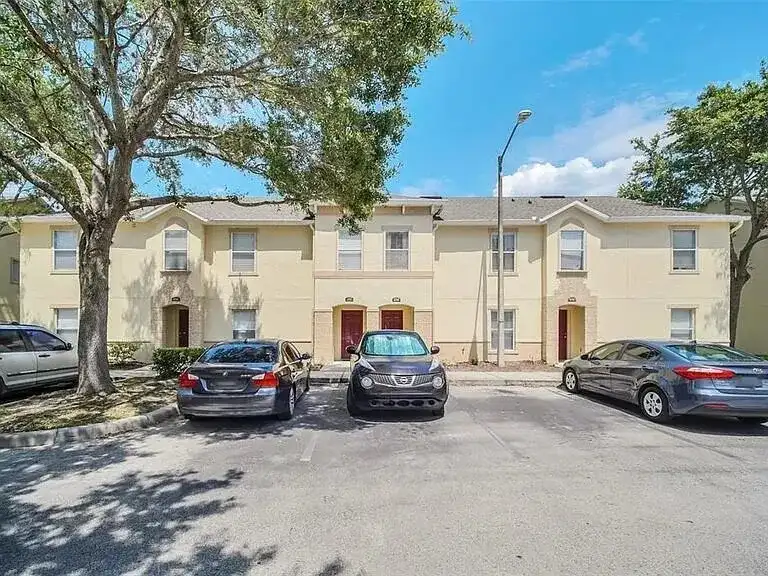 2749 Club Cortile Circle, Kissimmee FL 34746