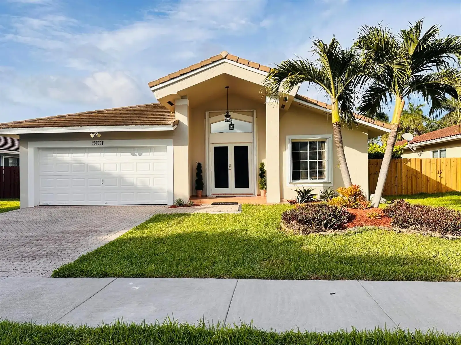 20221 SW 85th Court SW, Cutler Bay FL 33189