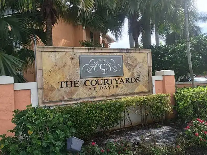 6900 SW 39th Street # 311k, Davie FL 33314