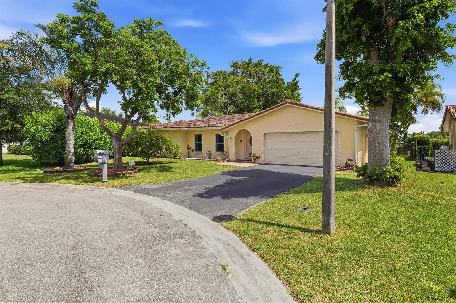 11748 NW 28th Street, Coral Springs FL 33065