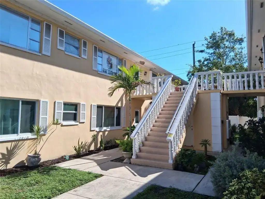 5720 NE 22nd Way # 406, Fort Lauderdale FL 33308