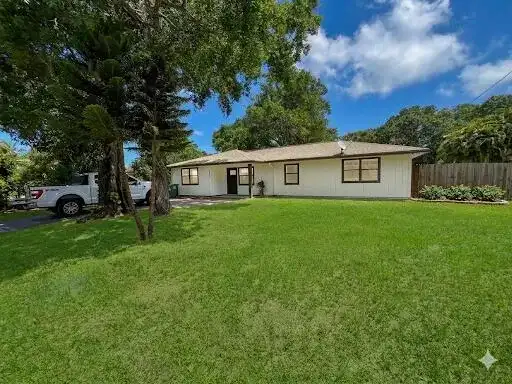 2008 S 30th Street, Fort Pierce FL 34947