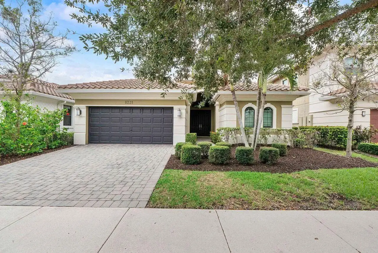 8231 Canopy Terrace, Parkland FL 33076