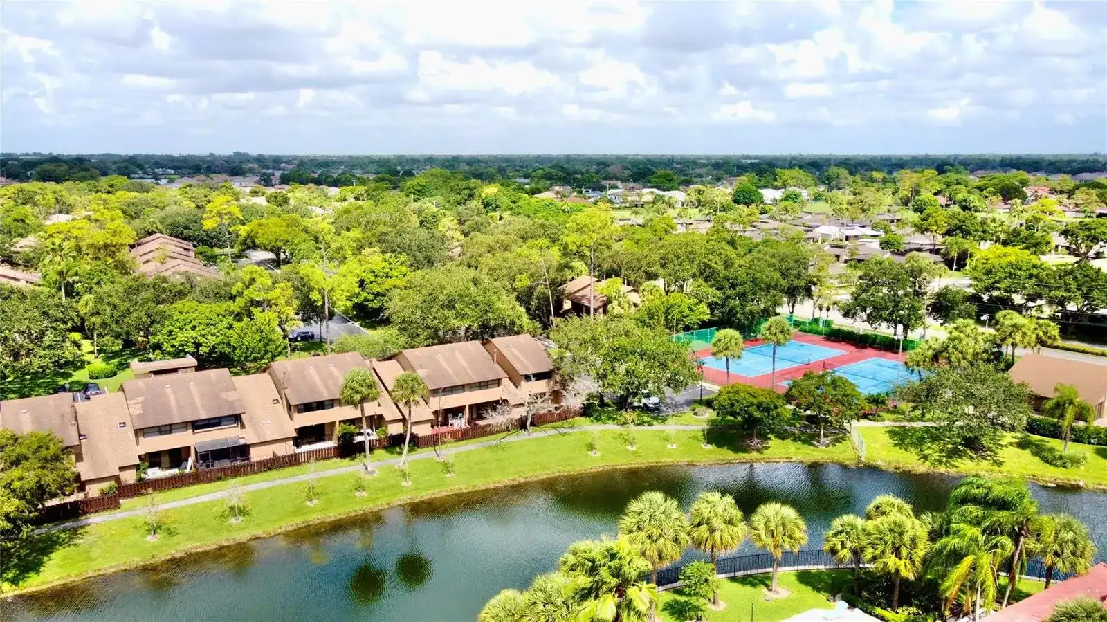 7750 NW 79th Avenue # H5, Tamarac FL 33321