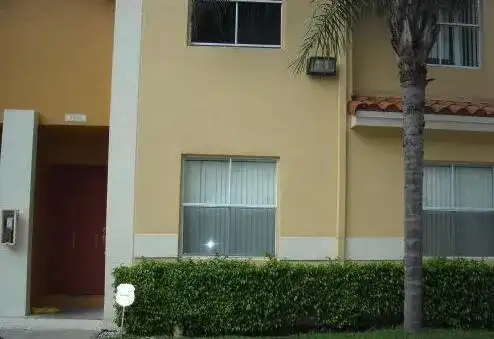 3868 NW 90th Avenue, Sunrise FL 33351
