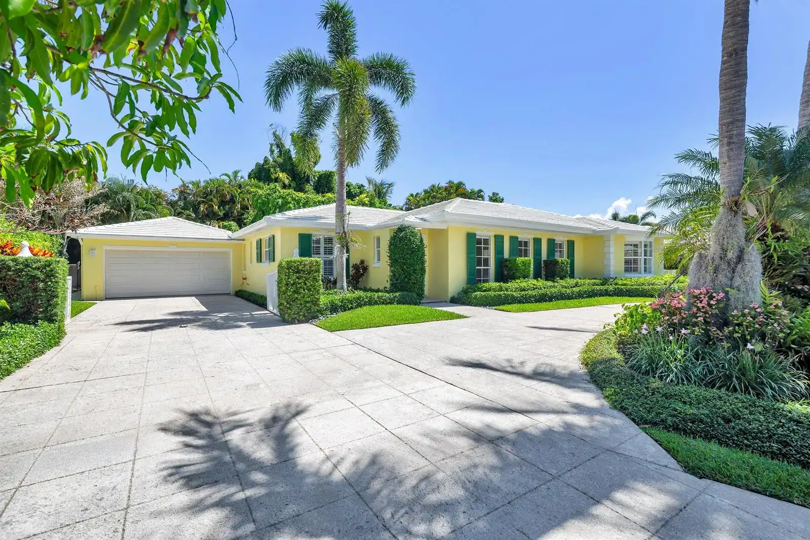241 Via Linda, Palm Beach FL 33480