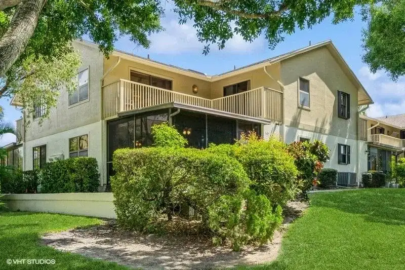 7485 SE Jamestown Terrace, Hobe Sound FL 33455