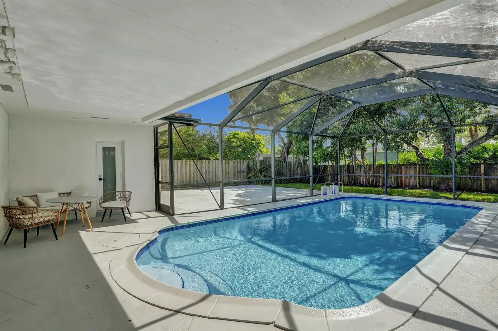2030 N 54th Avenue, Hollywood FL 33021