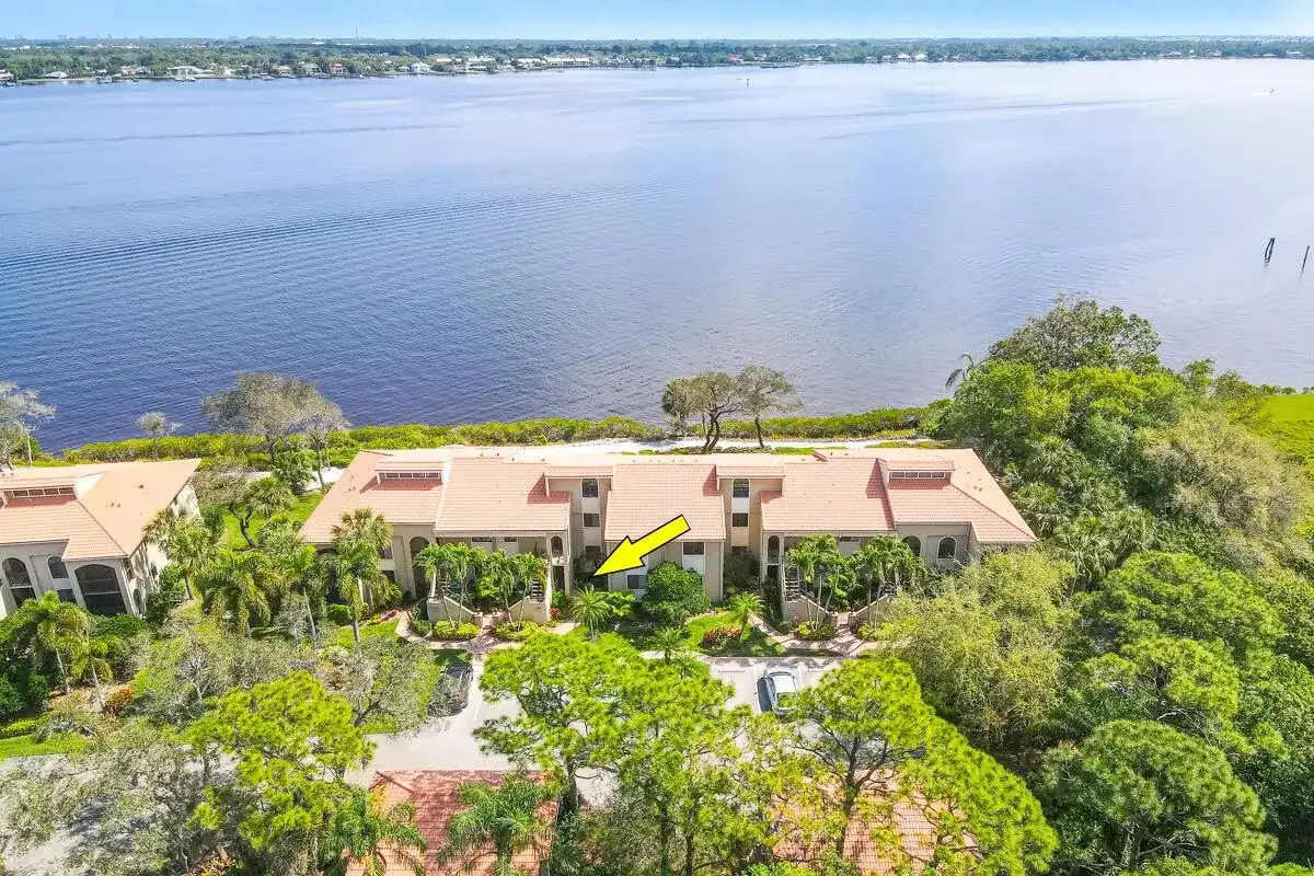 2570 NW Seagrass Drive # 3a, Palm City FL 34990