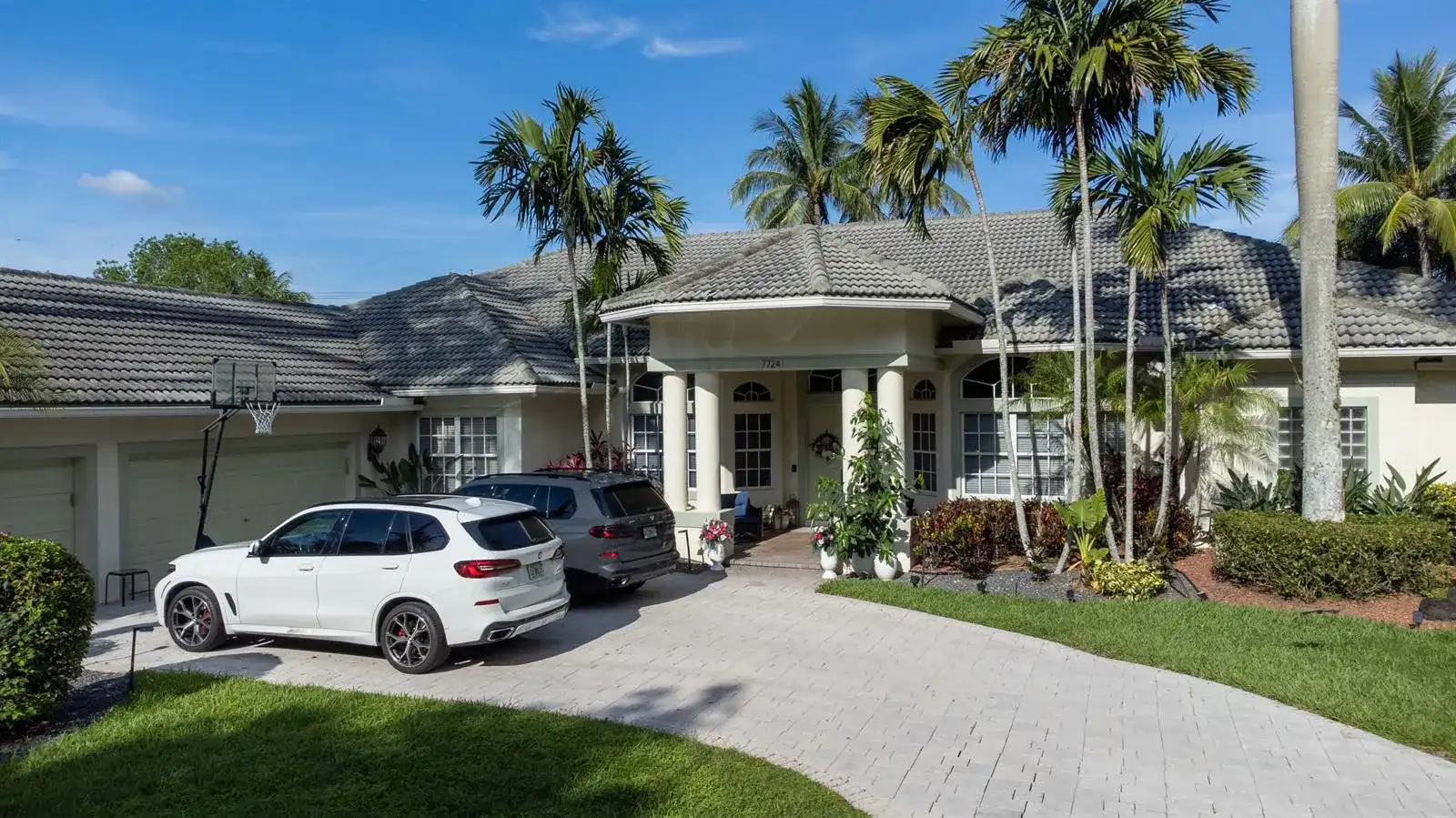 7724 NW 47th Drive, Coral Springs FL 33067