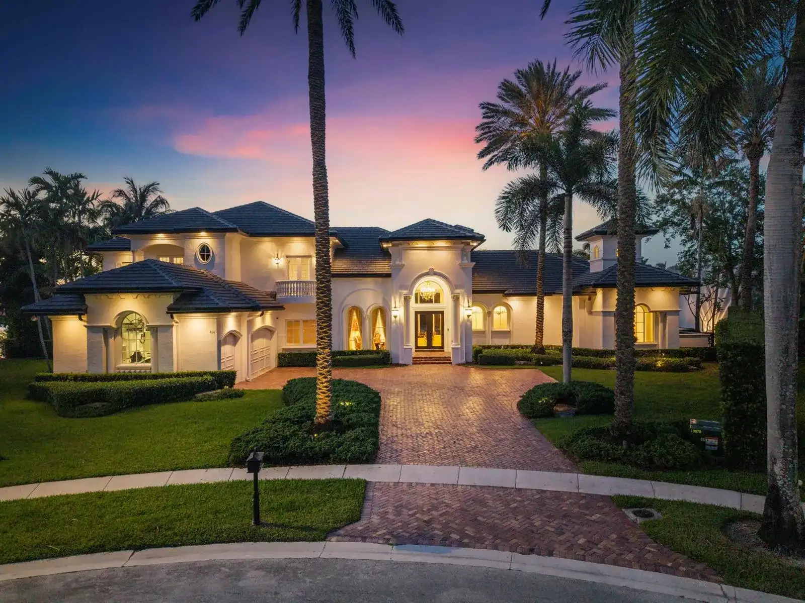 366 Sweet Bay Avenue, Plantation FL 33324