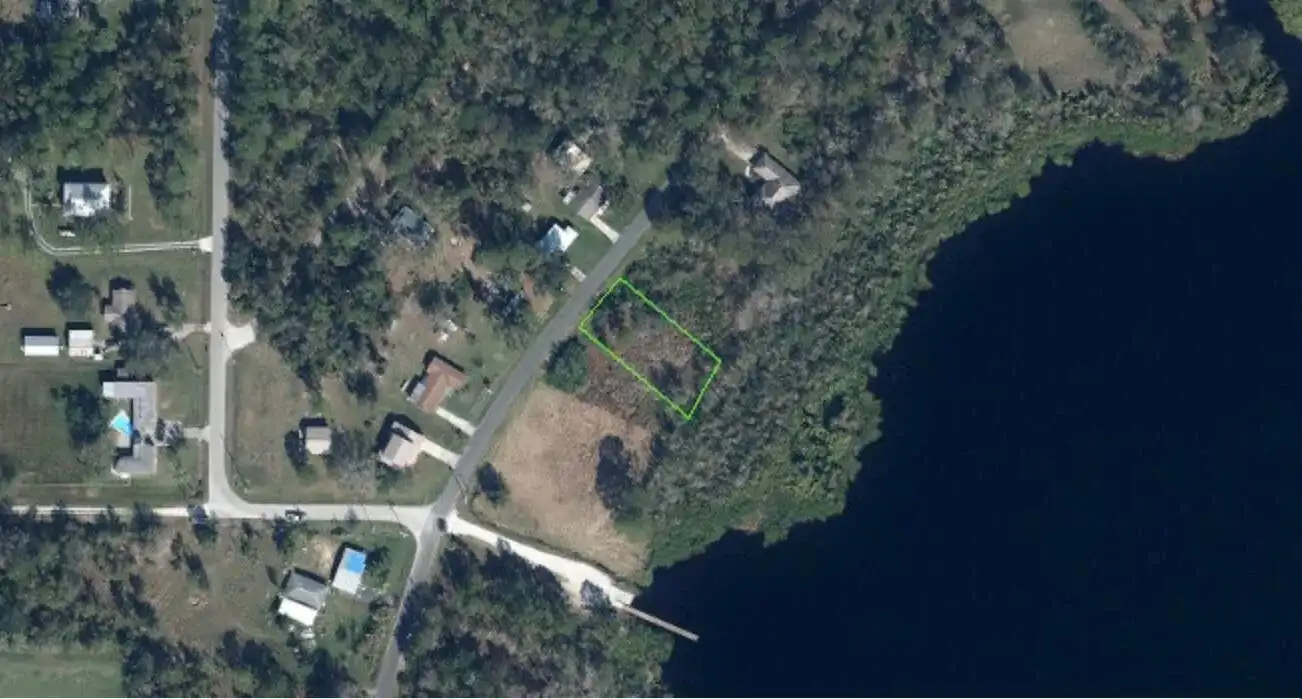 6330 Lakeside Drive W, Sebring FL 33875