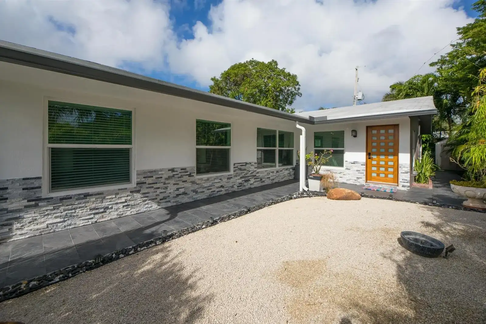 1425 NE 26th Drive # 2, Wilton Manors FL 33334