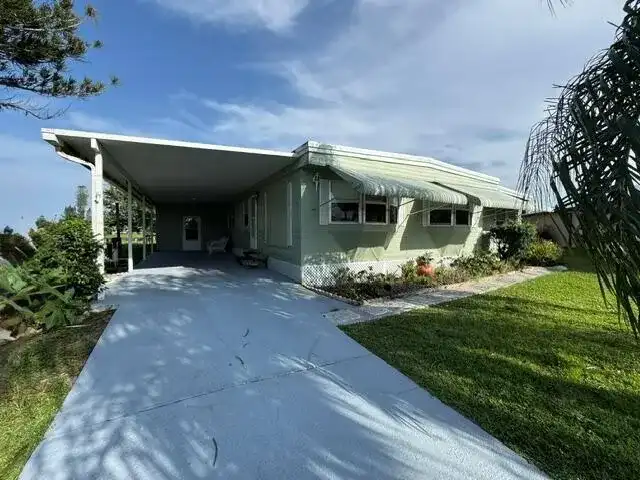 31 Grande Vista Way, Port St. Lucie FL 34952