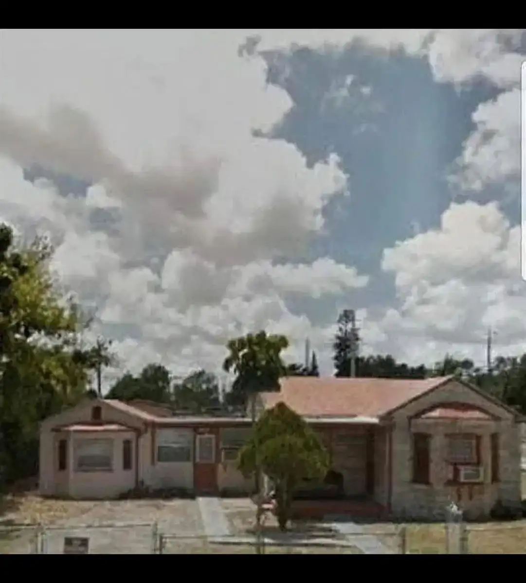 2490 NW 91st Street # c, Miami FL 33147