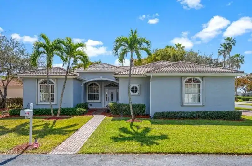 2570 SE 4th Place, Homestead FL 33033